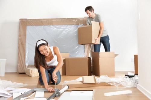 Flat removal service in Tottenham Green with careful packing