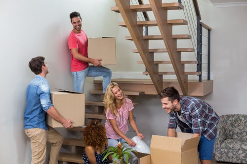 Commercial removal van service for local Tottenham Green businesses
