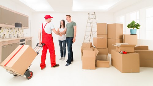 Local moving team handling access challenges in Tottenham Green